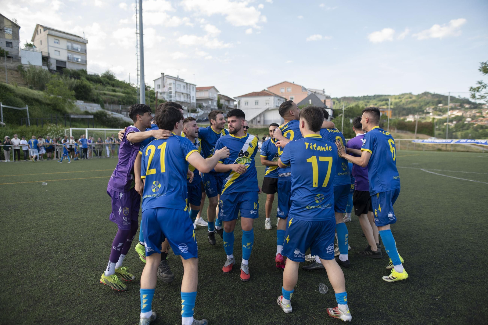 Galería | El ascenso a Primera Futgal del Rayo 21, en imágenes