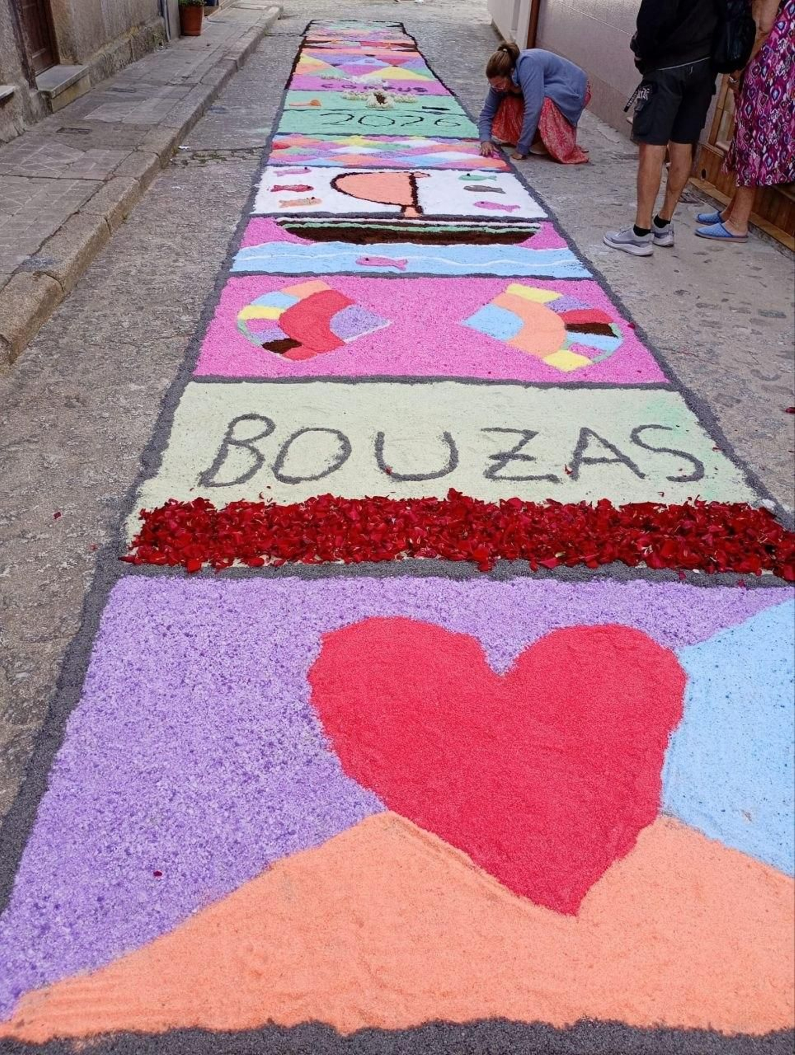 Alfombras florales y procesión del Corpus en Bouzas.