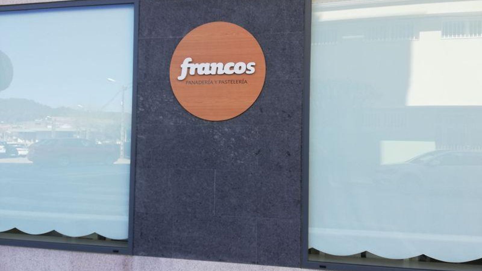Los establecimientos 'Francos' cerraron hasta el lunes.