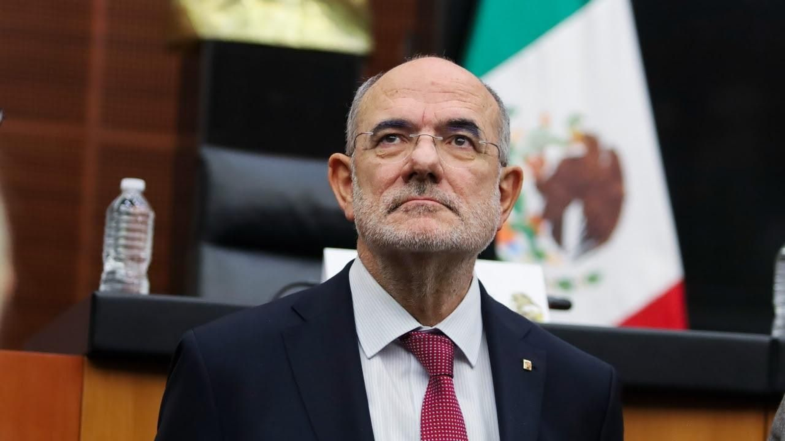Duch durante una visita a México