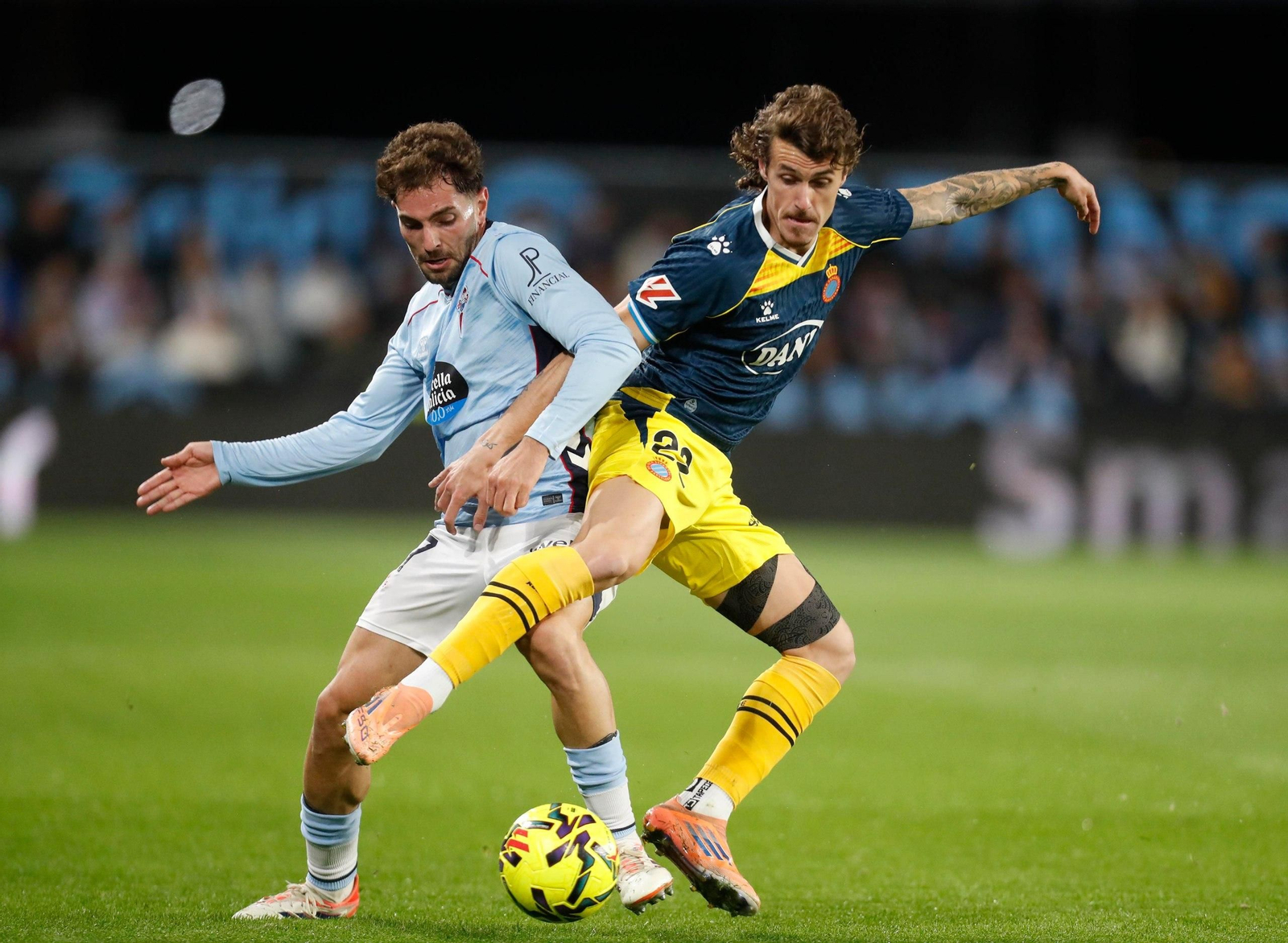 Galería | Decepción en Balaídos por la derrota del Celta ante el Espanyol