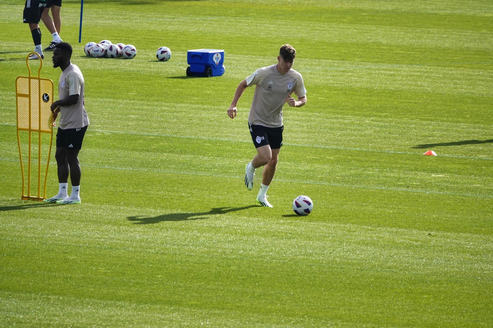 Entrenamiento del Celta en Mos.