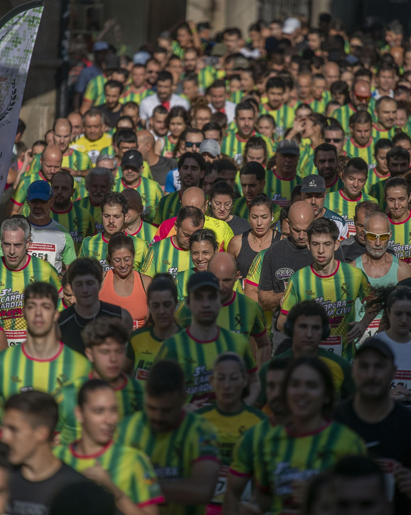 Galería | Ourense disfruta de la Carrera de la Guardía Civil un año más