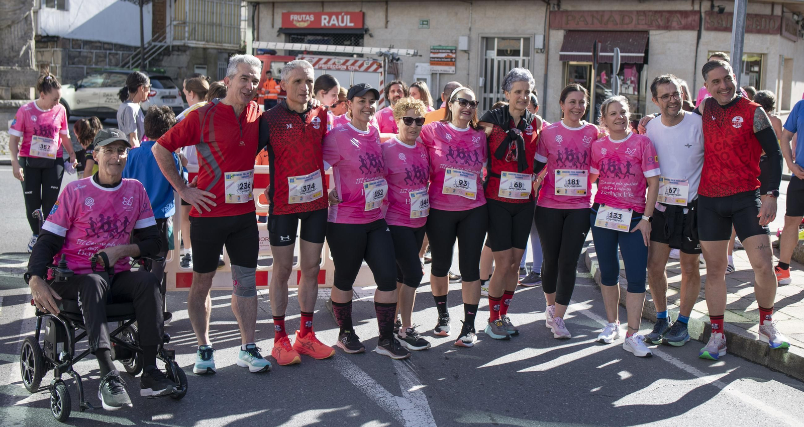 Galería | A Valenzá se tiñe de rosa con la III Carreira pola Igualdade