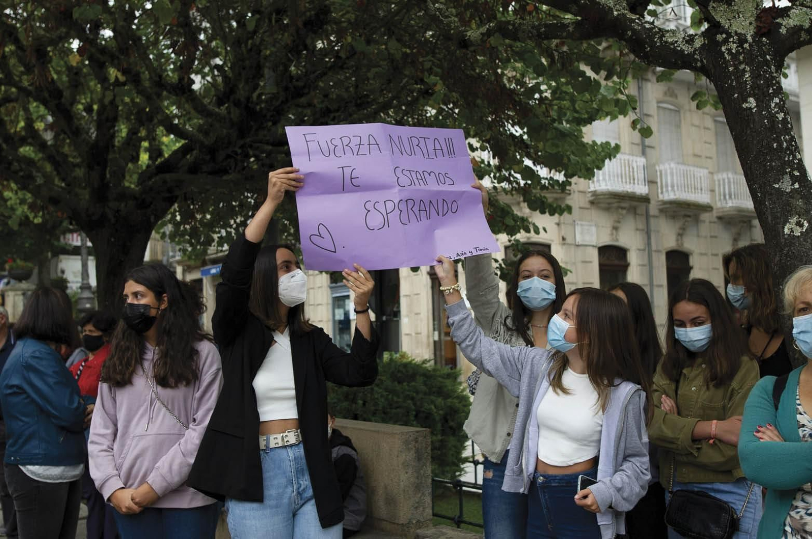 La concentración de apoyo a la niña, en Carballiño (MARTIÑO PINAL).