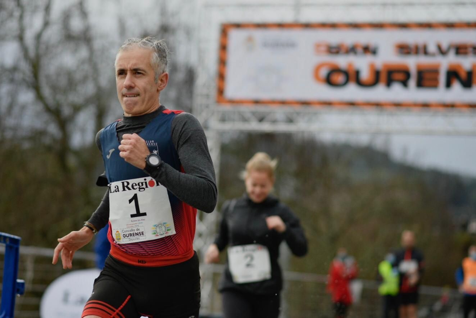 Rubén Diz, el más rápido en la San Silvestre (XESÚS FARIÑAS).