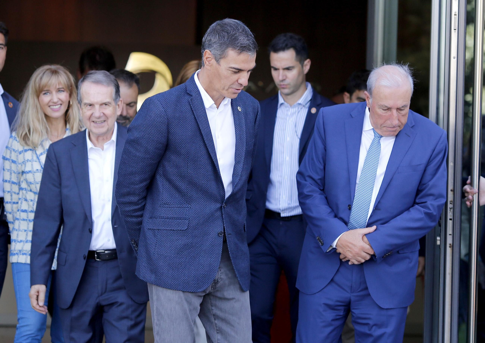 Galería | Pedro Sánchez visita las instalaciones de Delta Vigo en el PTL de Valadares