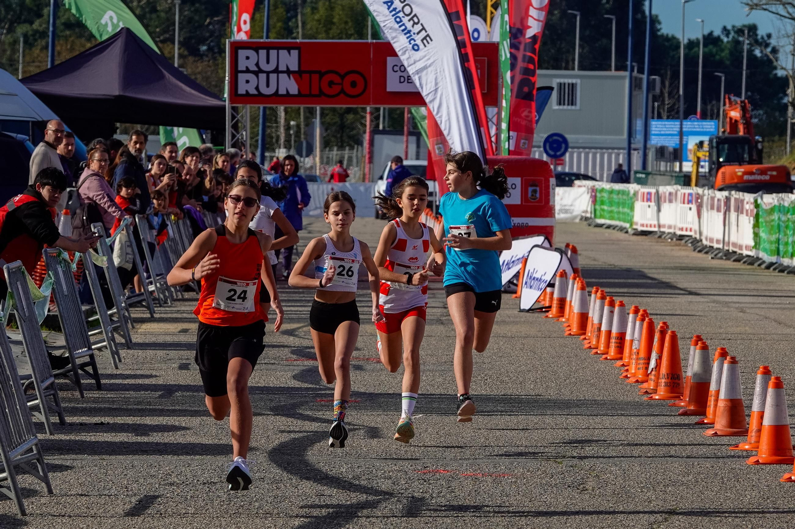 Galería | Pequeños y grandes disfrutan la Milla Cidade de Vigo con +Deporte Atlántico