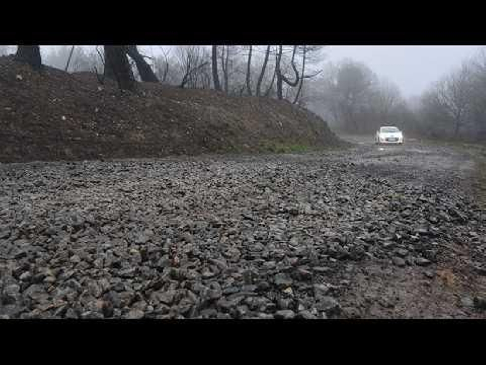 Cualedro, un pueblo sin ayuda social por culpa de la carretera