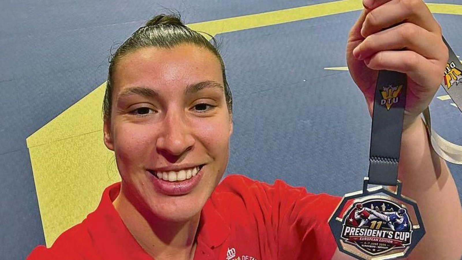 La taekwondista morracense celebró una plata internacional.
