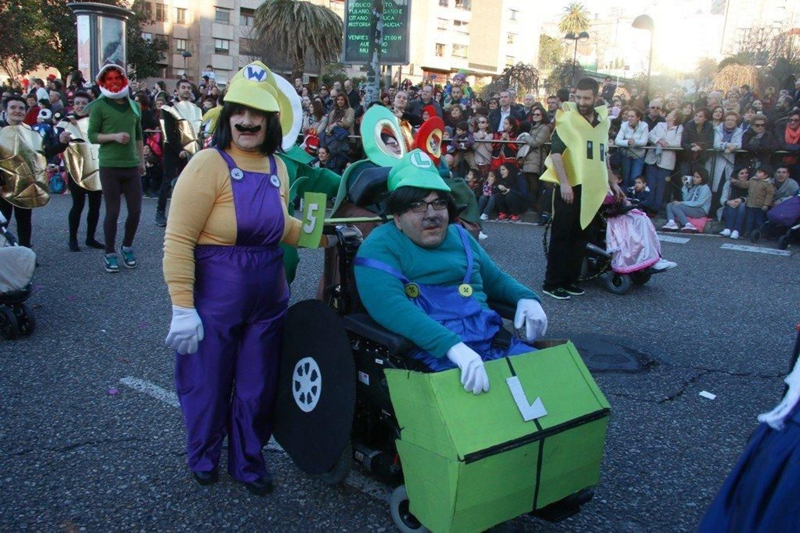 Desfile de carrozas del Carnaval Foto JV Landín 120
