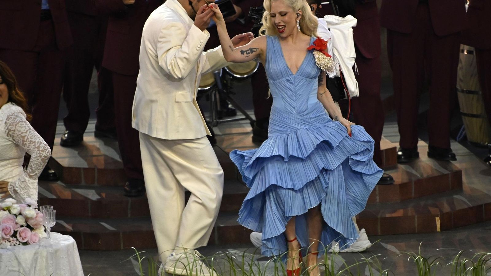 Bad Bunny y Lady Gaga en la final de la Super Bowl