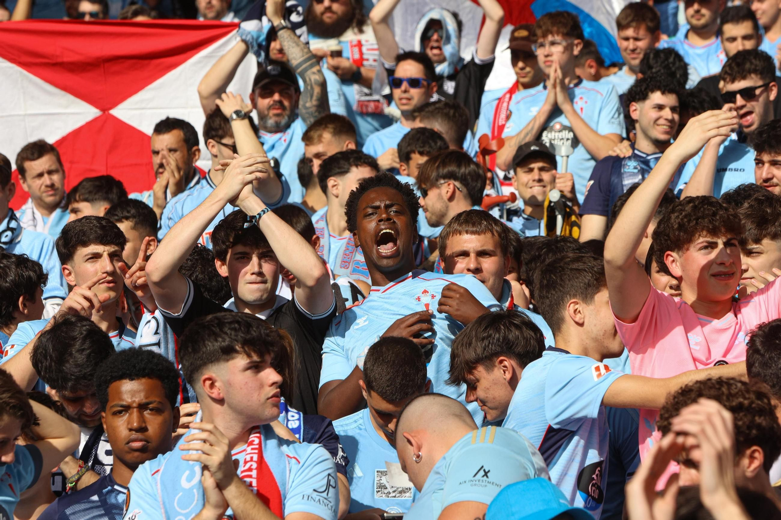 Galería | La goleada del Friburgo puso fin al sueño europeo del Celta