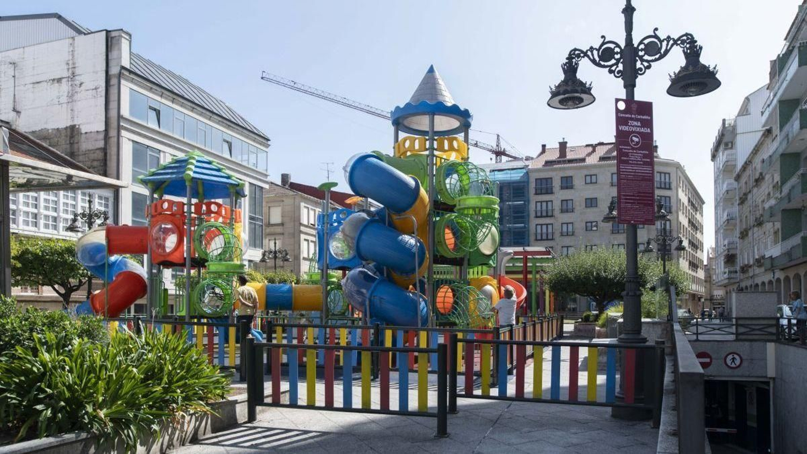 El parque infantil de la Alameda en O Carballiño, donde ocurrieron los hechos descritos.