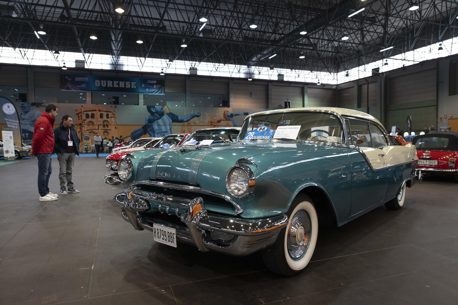 Galería | Expourense retrocede varias décadas con la belleza de los coches clásicos