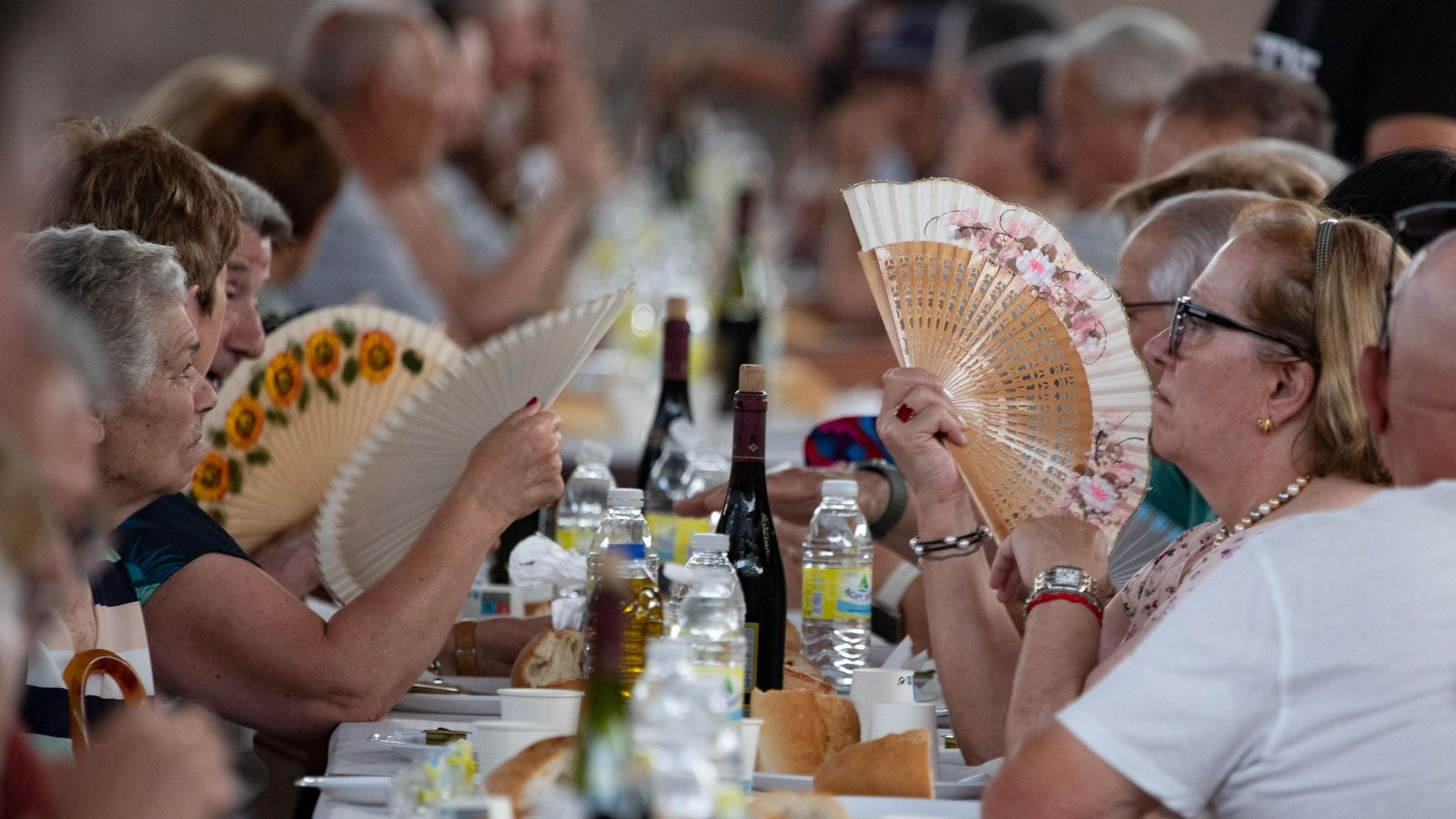 España ha registrado un 153 muertes atribuibles al calor en los cuatro primeros días de julio, casi un 60% menos que en 2025.