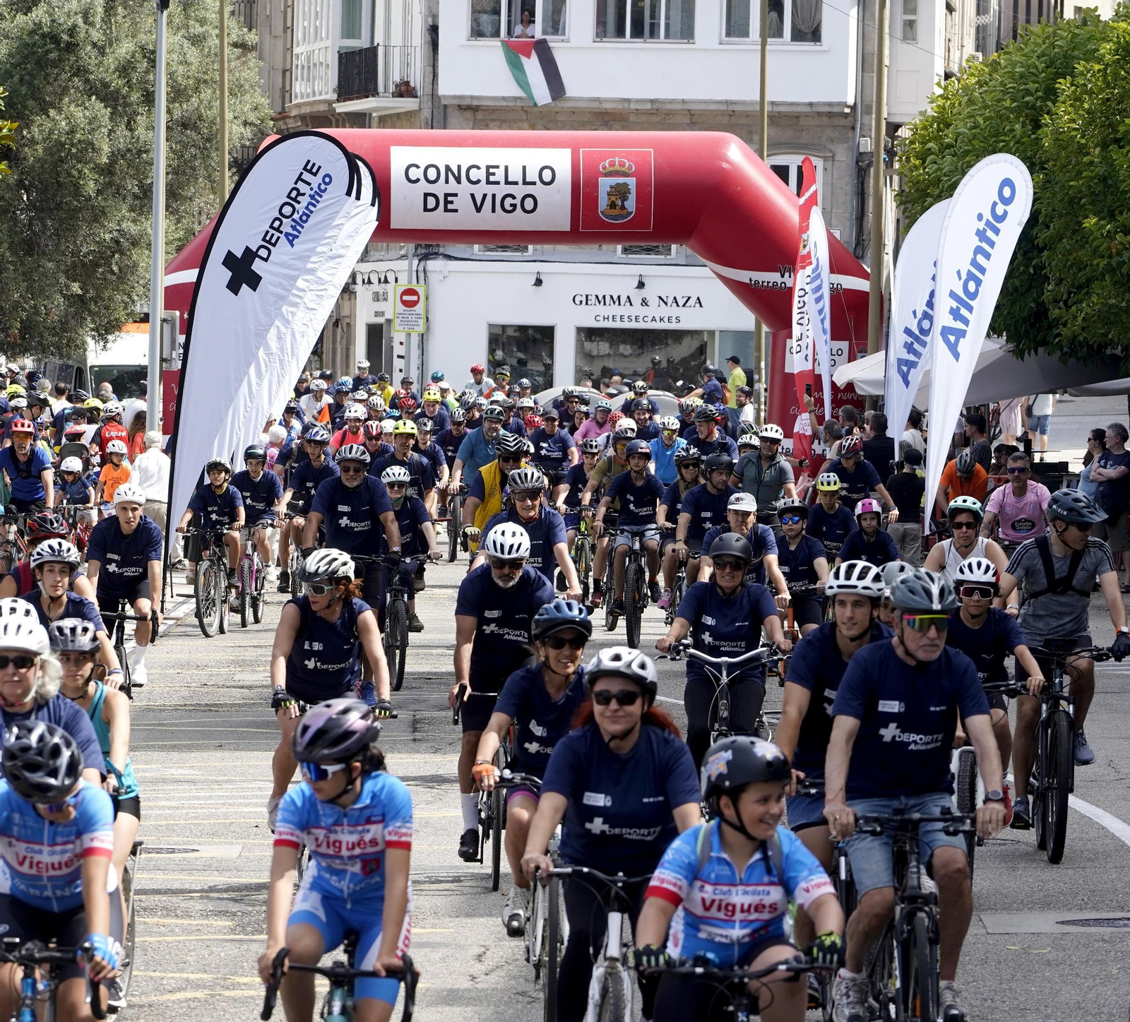 Galería | El ciclismo toma Vigo con la primera edición del Día de la Bici de Atlántico