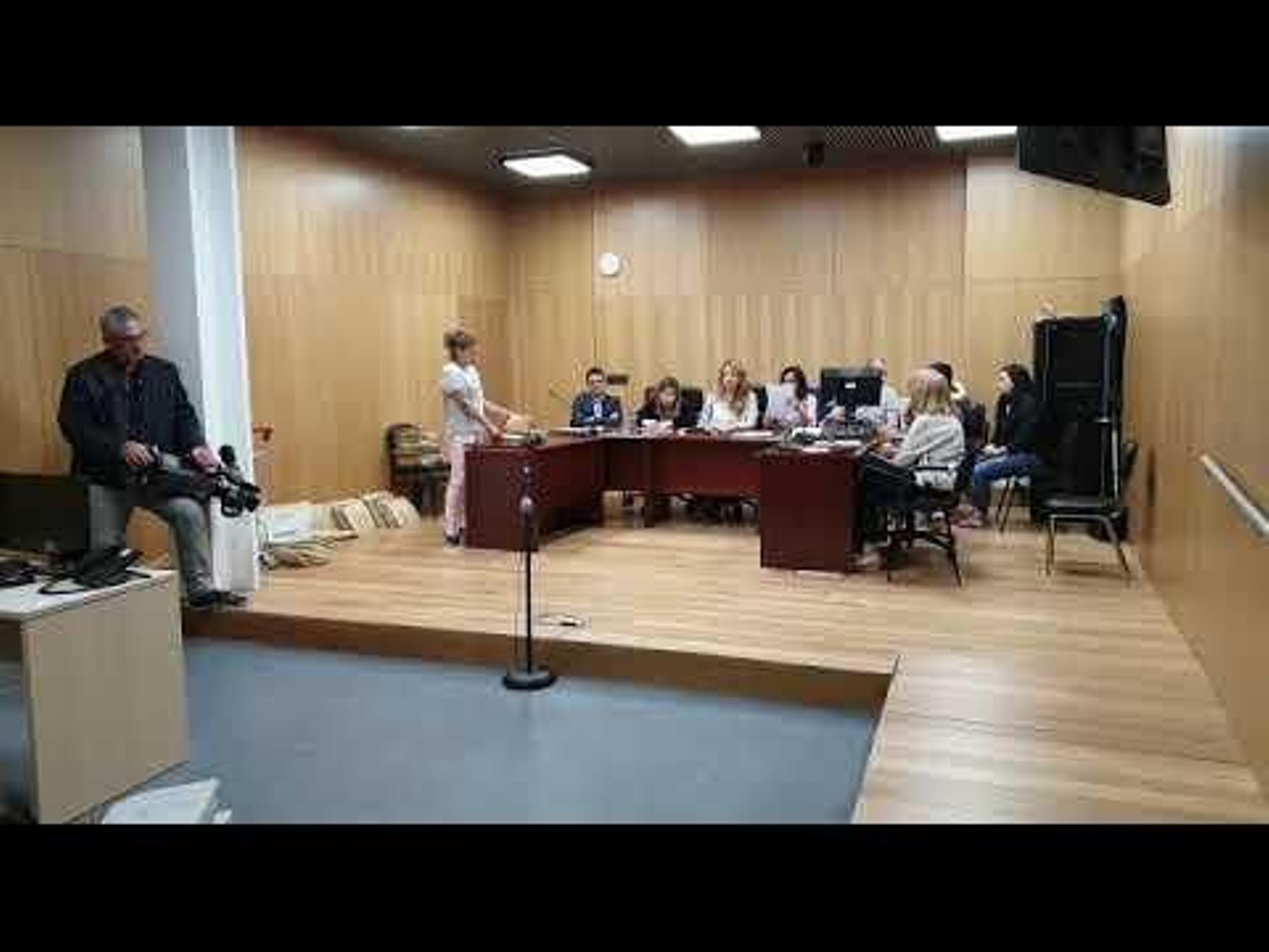 Recuento electoral en el Pazo de Xusticia de Ourense