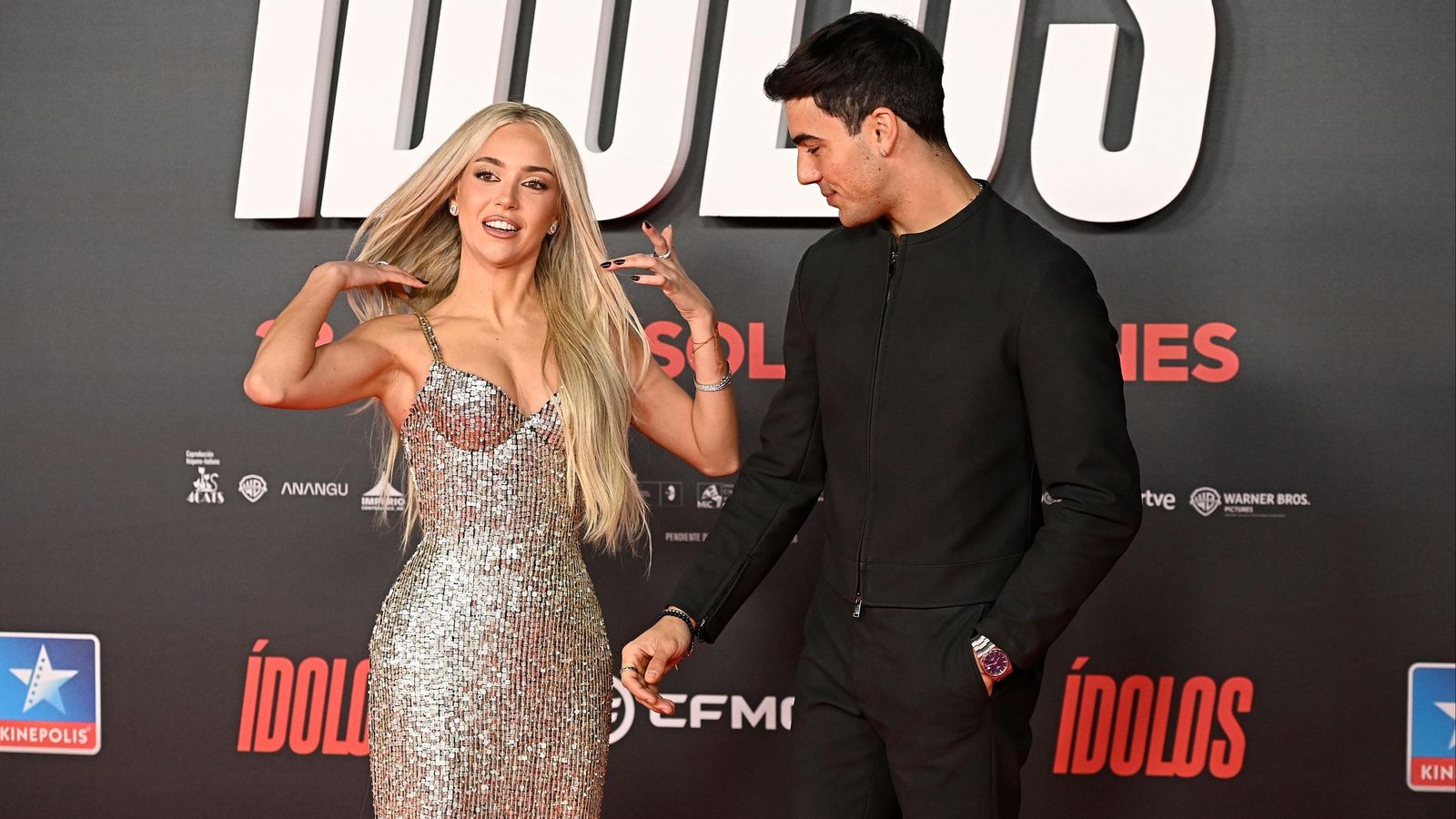 El actor Óscar Casas y la cantante Ana Mena en el estreno de “Ídolos”.