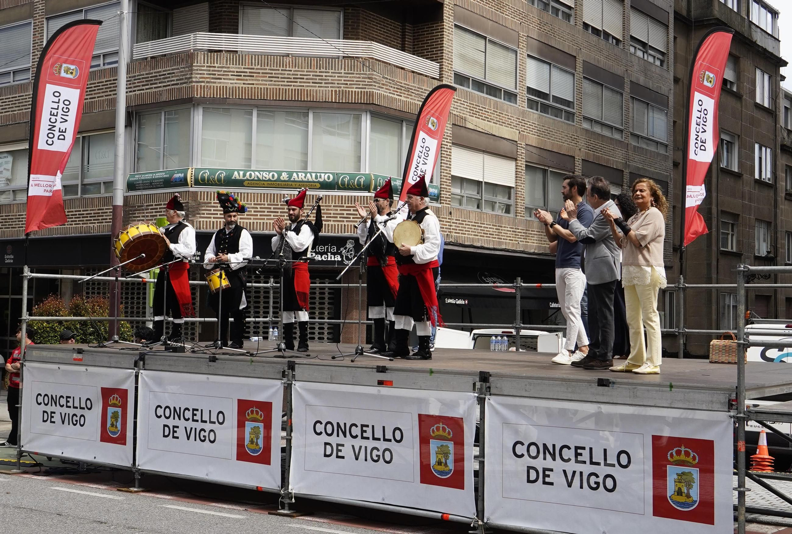 Galería | Vigo celebra el Día de la Muiñeira a lo grande