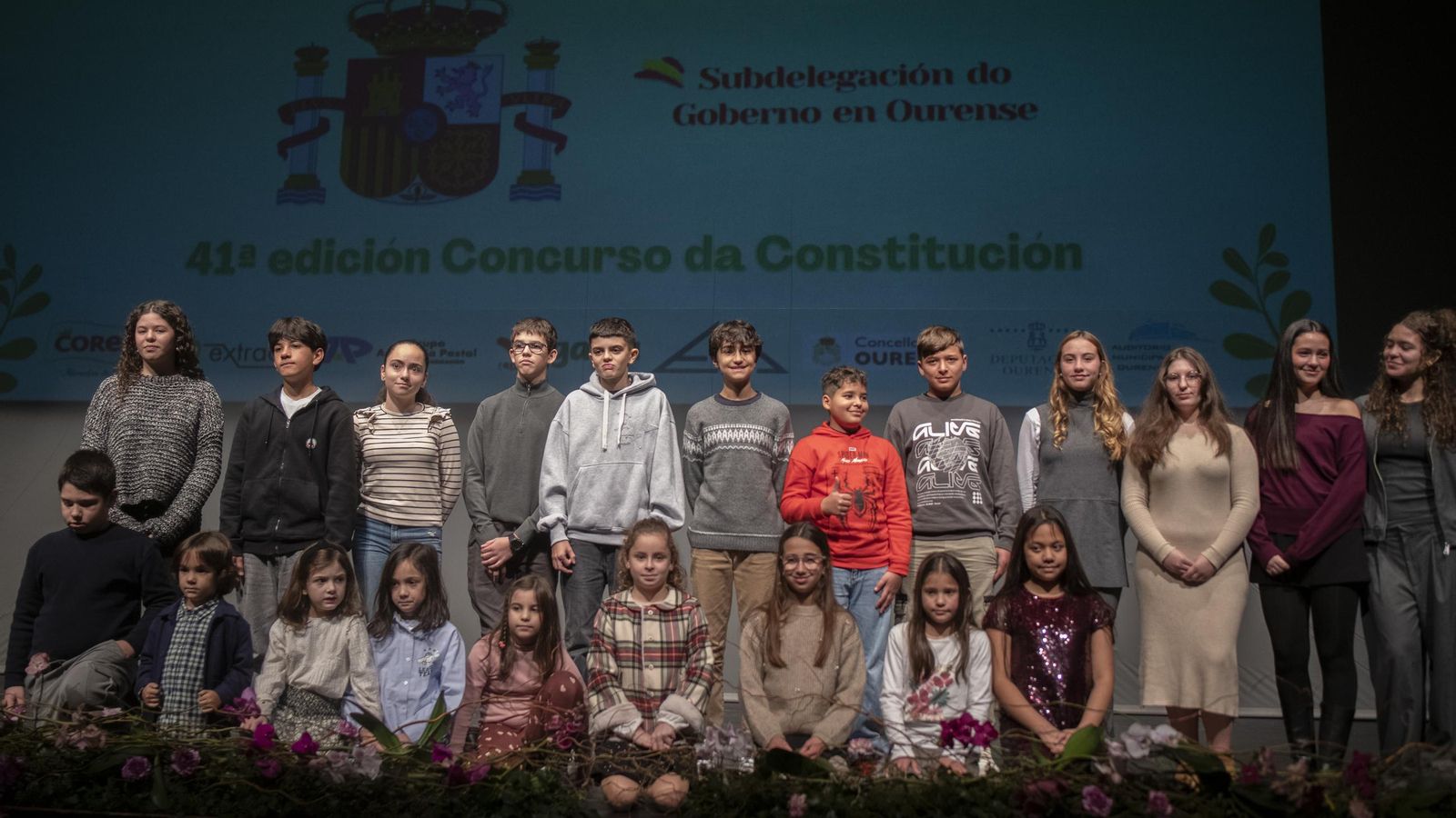 Galería | Reconocimientos por los incendios y los mejores relatos, protagonistas del Día de la Constitución en Ourense