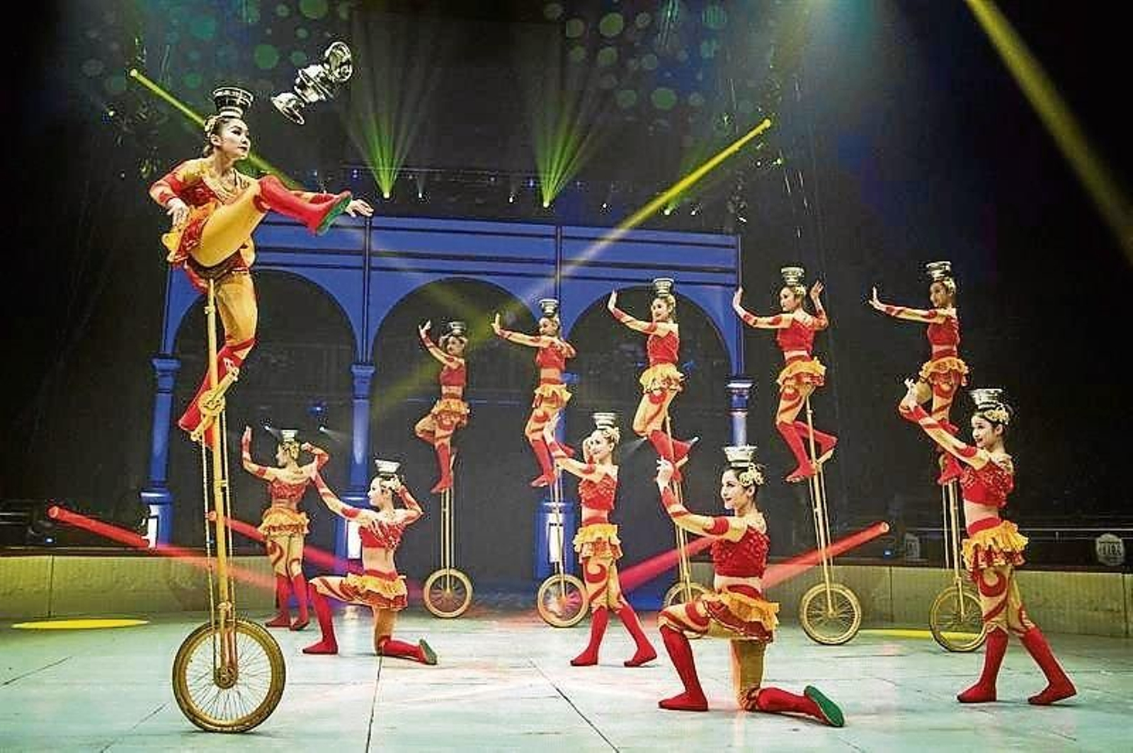 El “Circo del Sol”, un circo donde la puesta en escena es impresionante, al igual que el talento de sus artistas.
