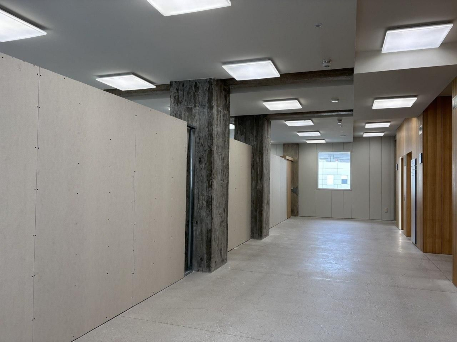 Las obras para la nueva oficina de Penal en la Cidade da Xustiza toman forma.