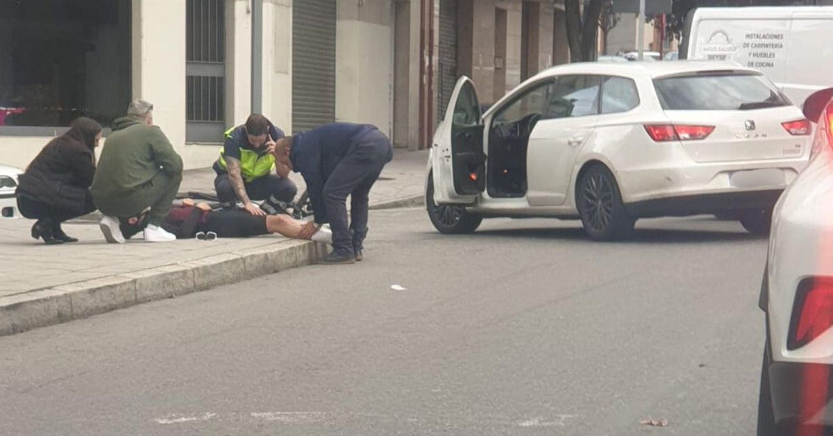 Un conductor atropella a un ciclista en la avenida de Buenos Aires