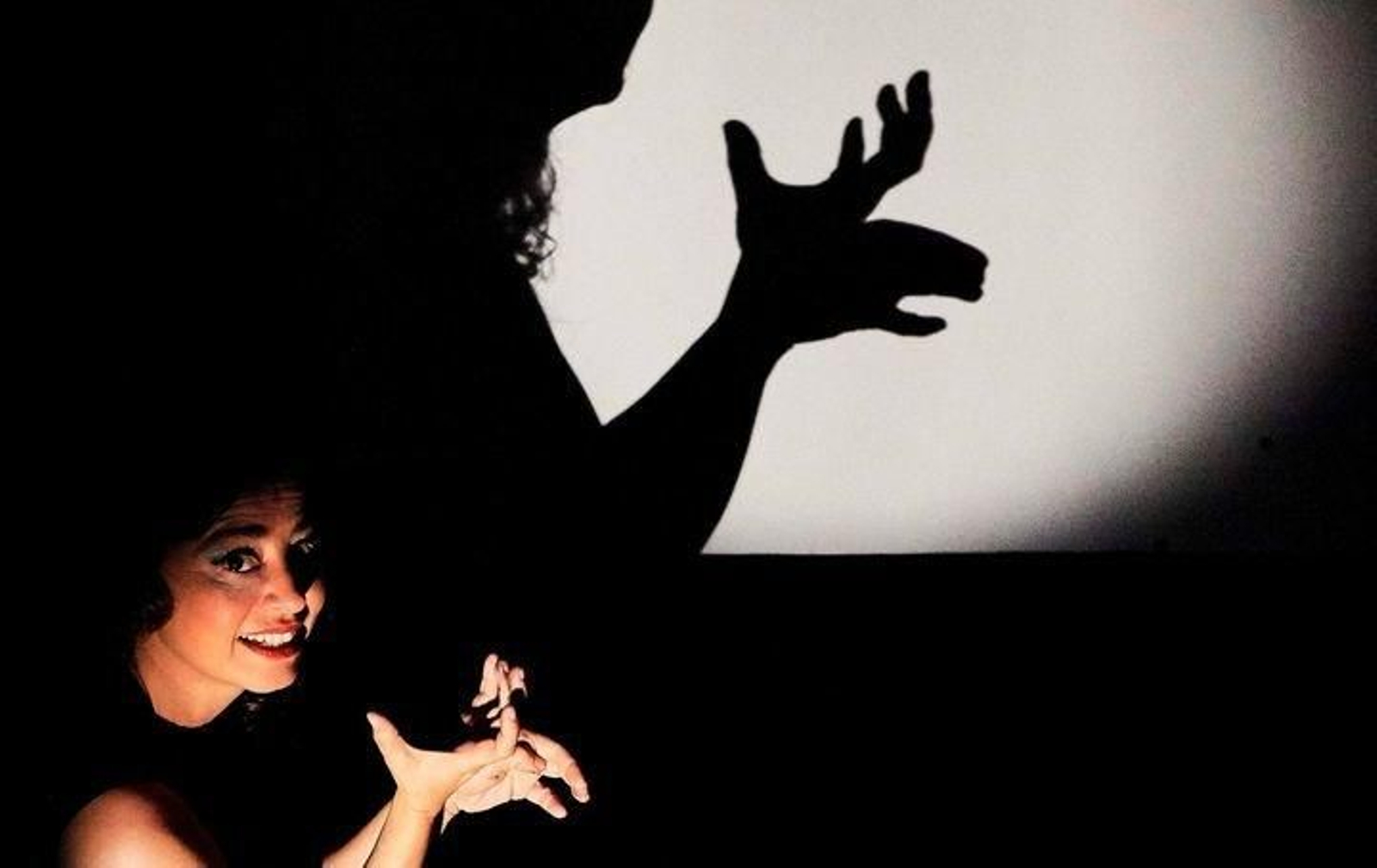 Guglietti imita un ciervo.