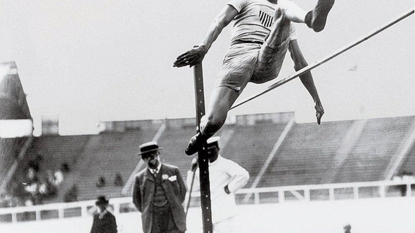 El estadounidense Ray Ewry fue uno de los atletas más admirados en París 1900.