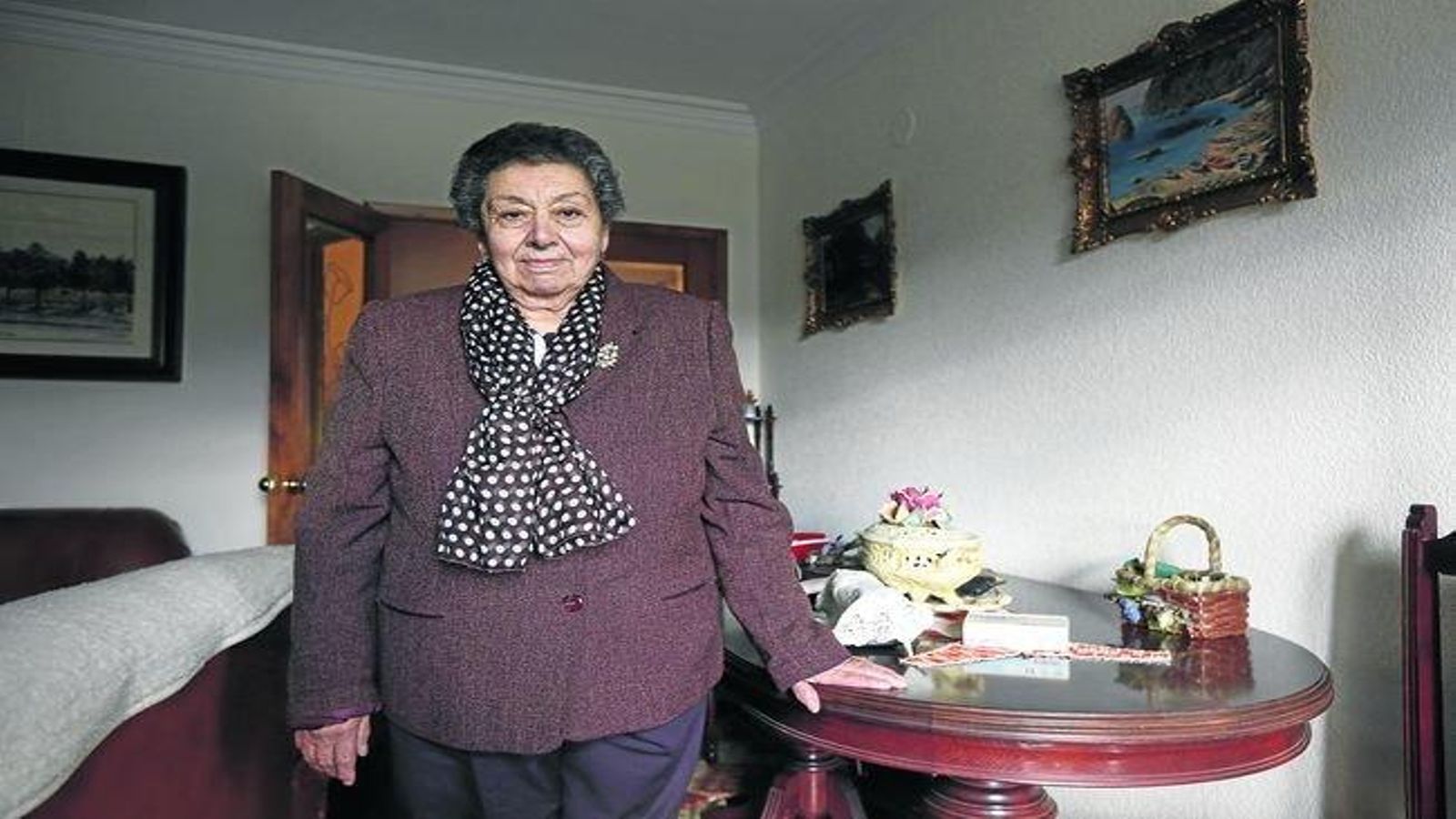 Ourense. 16-01-17-Local. Reportaxe sobre as persoas beneficiarias dos servizos de Cruz Vermella en Ourense. Na foto Dolores PrietoFoto: Xesús Fariñas