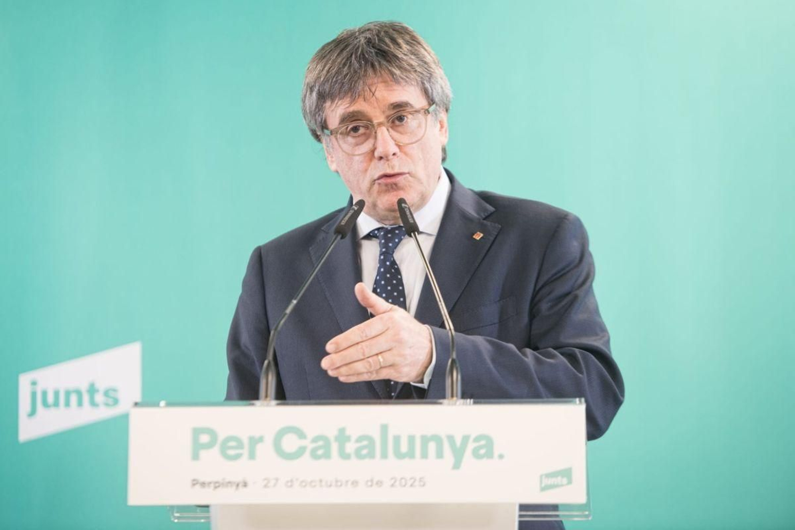 El presidente de Junts, Carles Puigdemont, comparece en Perpignan tras romper con el PSOE en octubre de 2025.