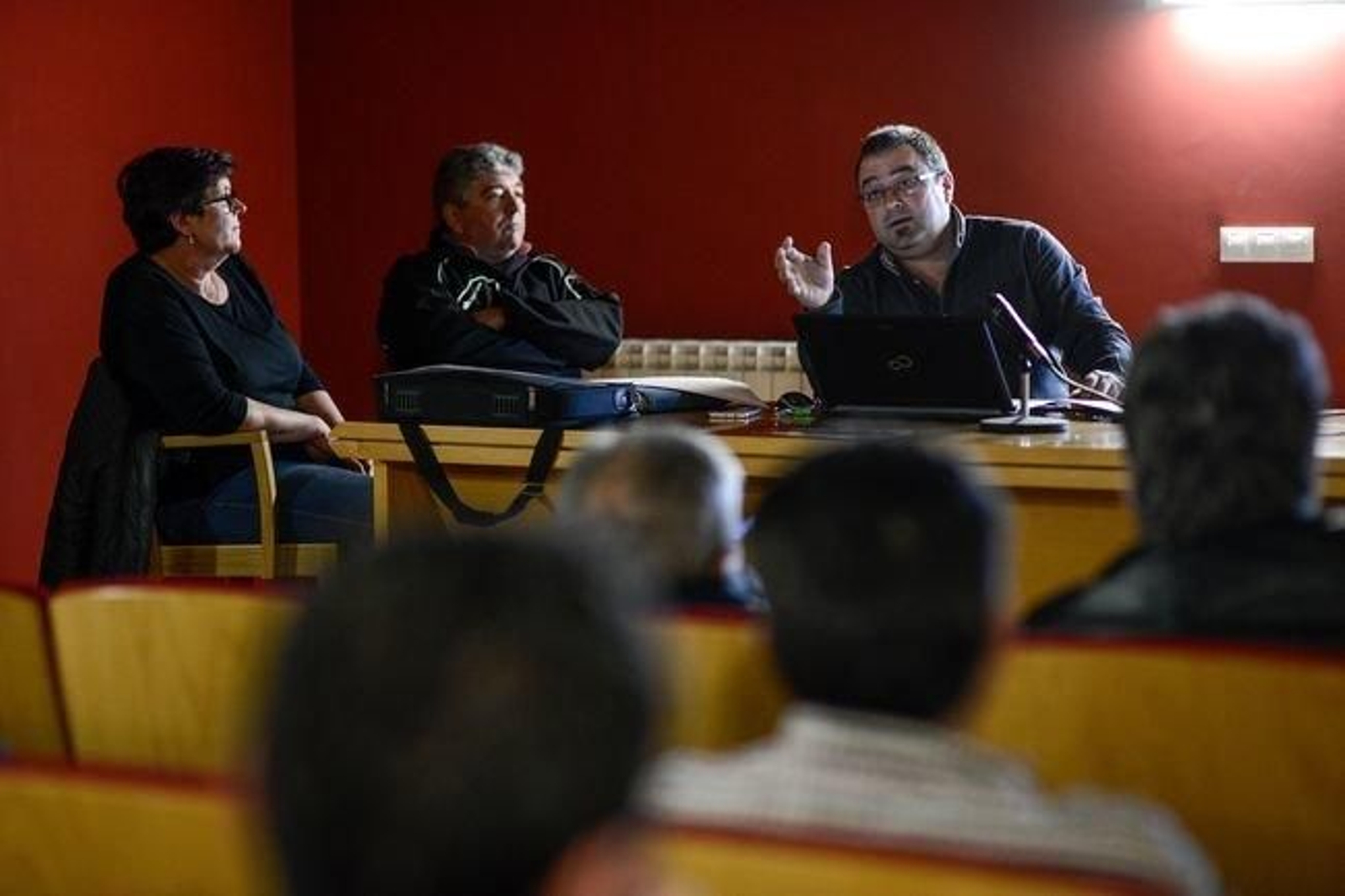 Imaxe da última reunión que se celebrou en Sandiás para tratar sobre a pataca