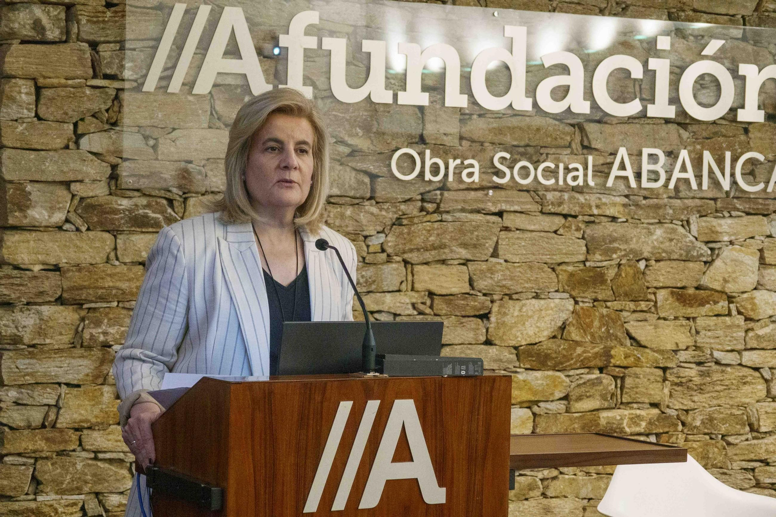 La exministra de Trabajo y presidenta del Instituto EY Talento e Innovacion, Fátima Báñez, en Afundación.