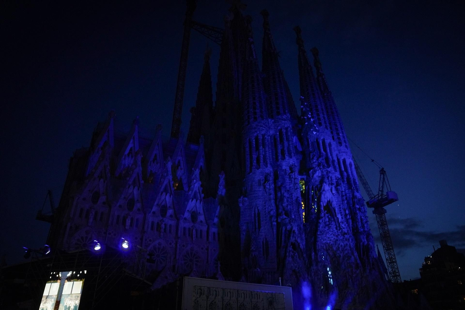 Galería | El papa León XIV se despide de Barcelona: misa y bendición en la Sagrada Familia