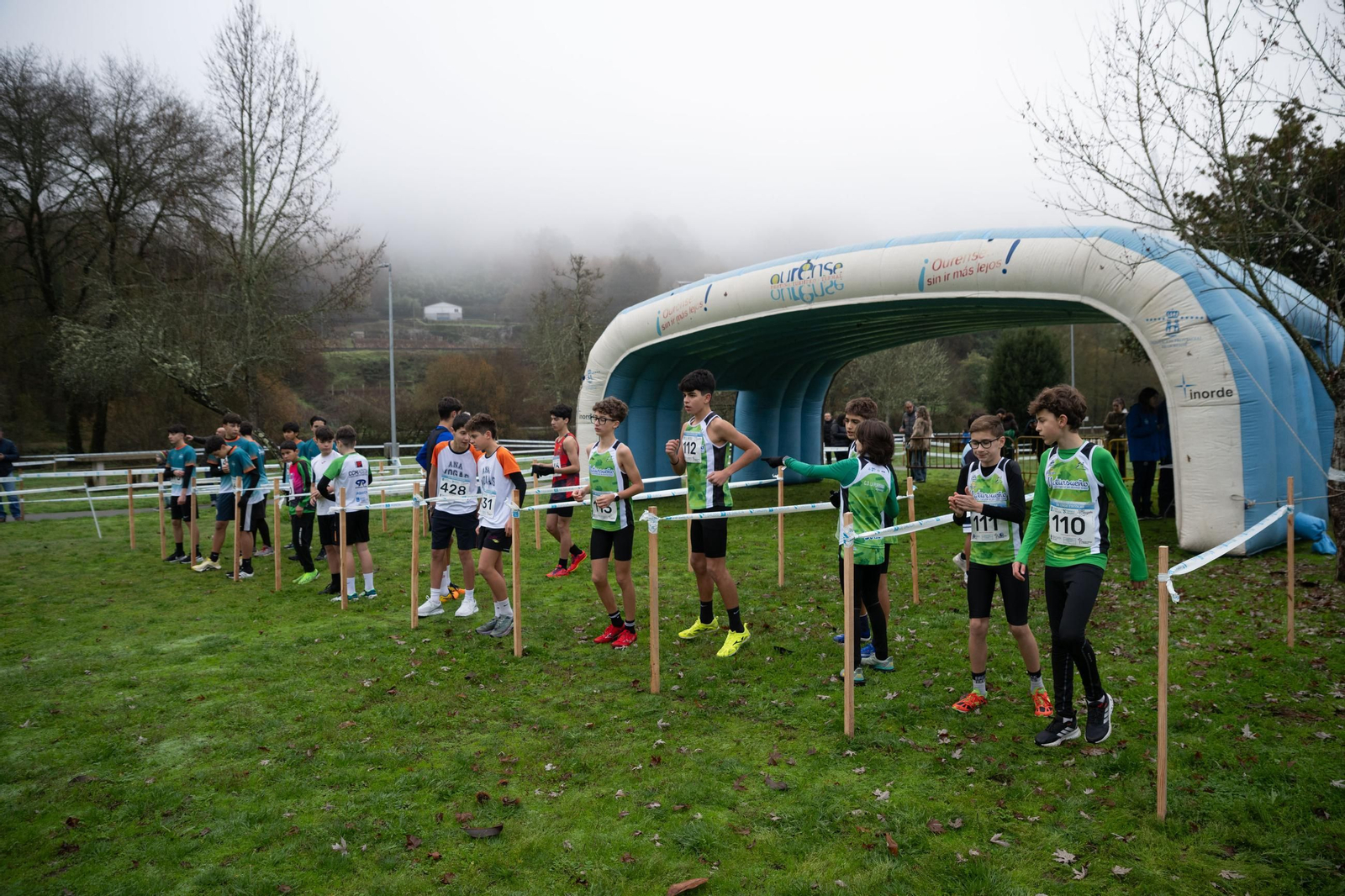 Galería | El Campeonato Provincial de Cross escolar vive una jornada más en Ribadavia