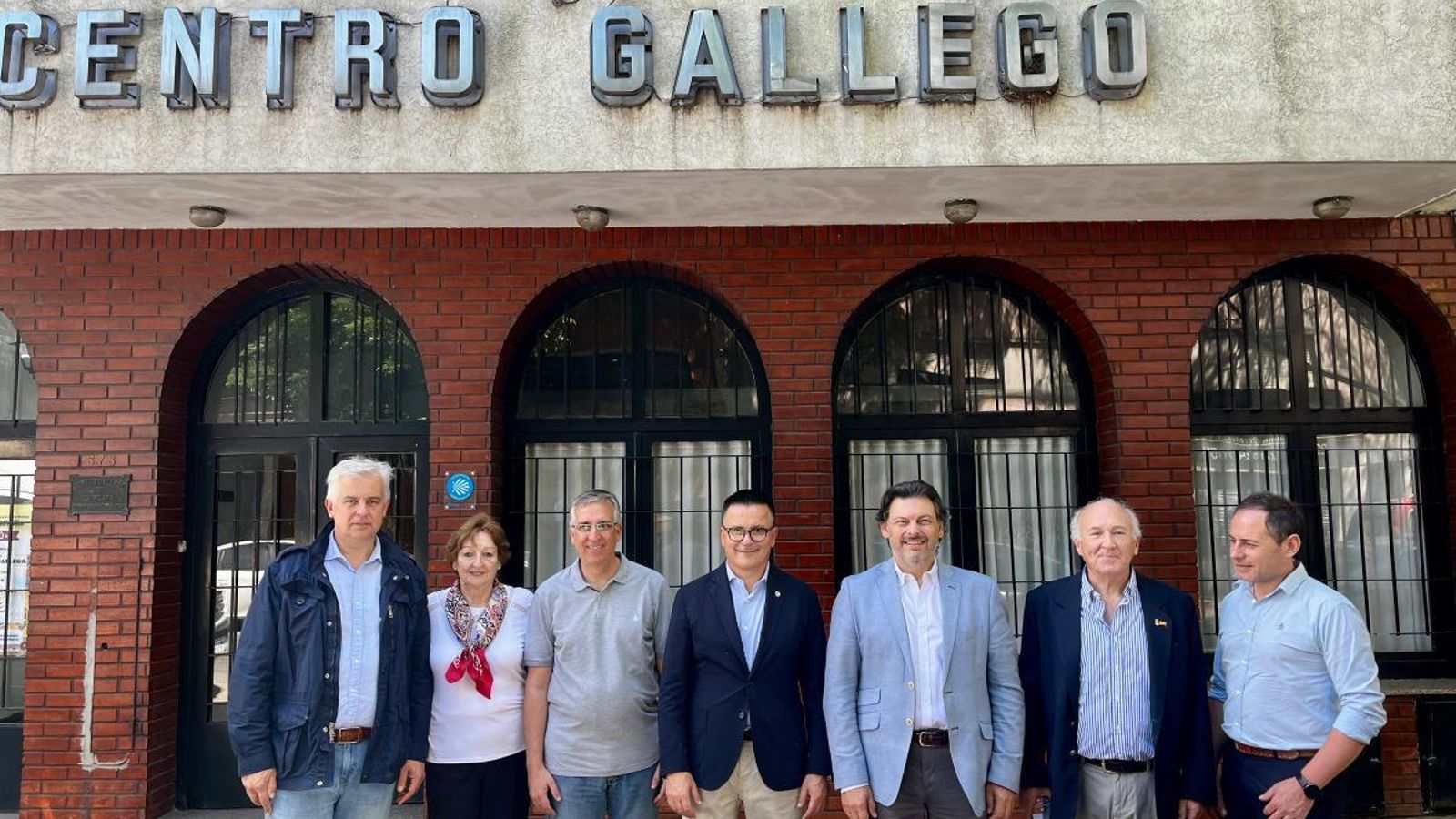 Visita de la Xunta al Centro Gallego de La Plata