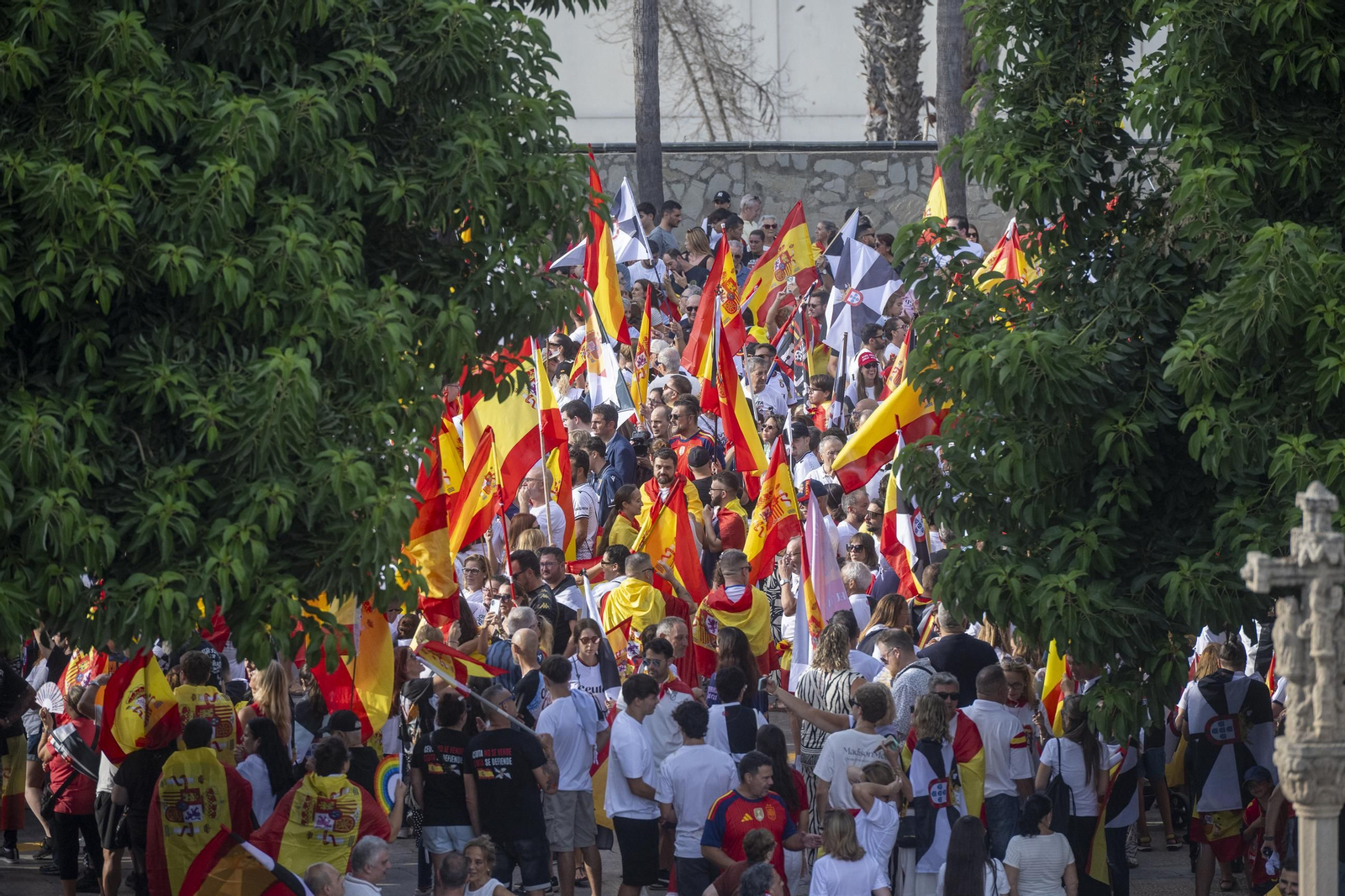 Concentración en Ceuta para protestar por la crisis migratoria con motivo de la celebración del Día de Ceuta.
