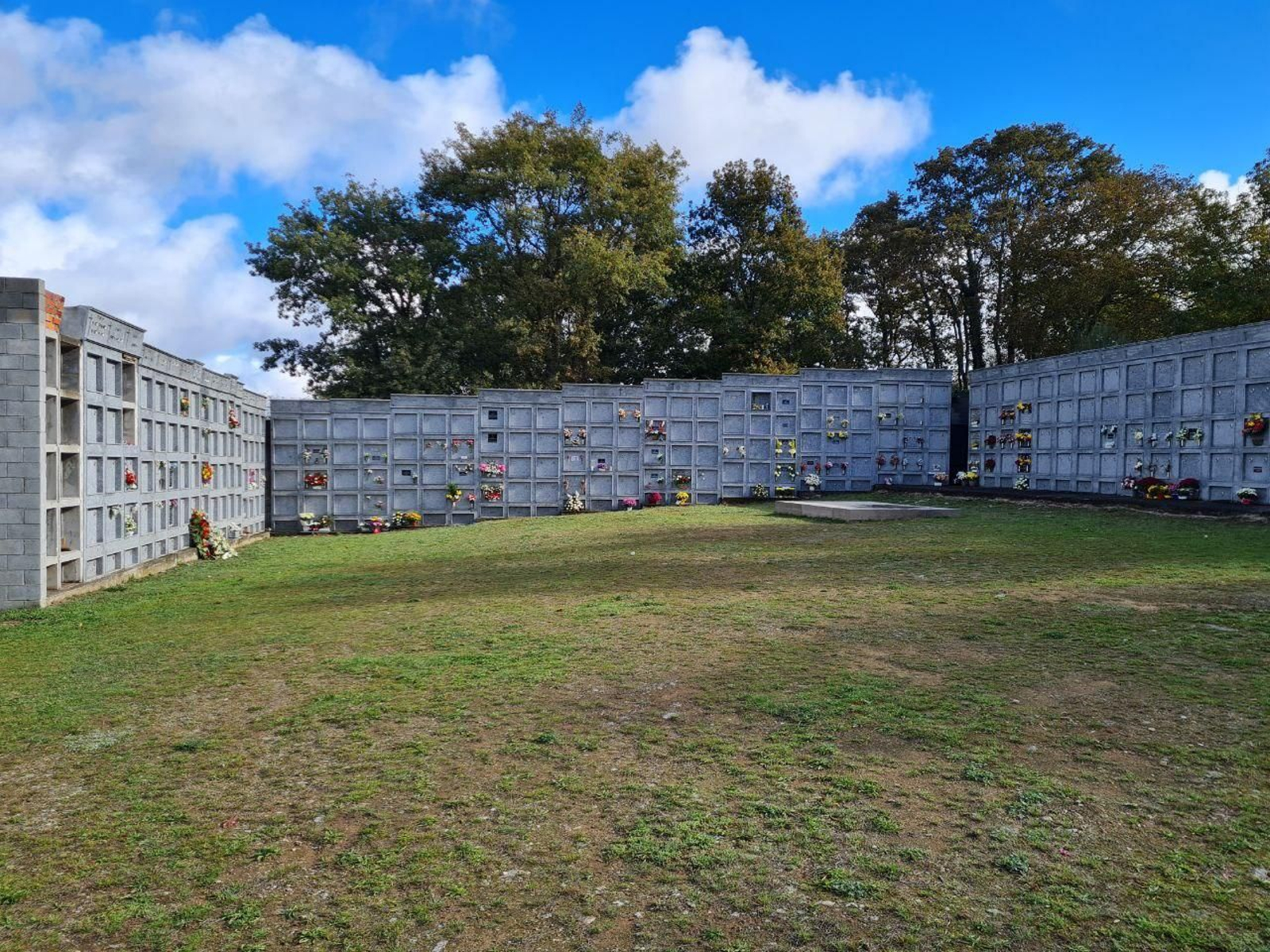 Cementerio de A Pobra de Trives. // R.M.