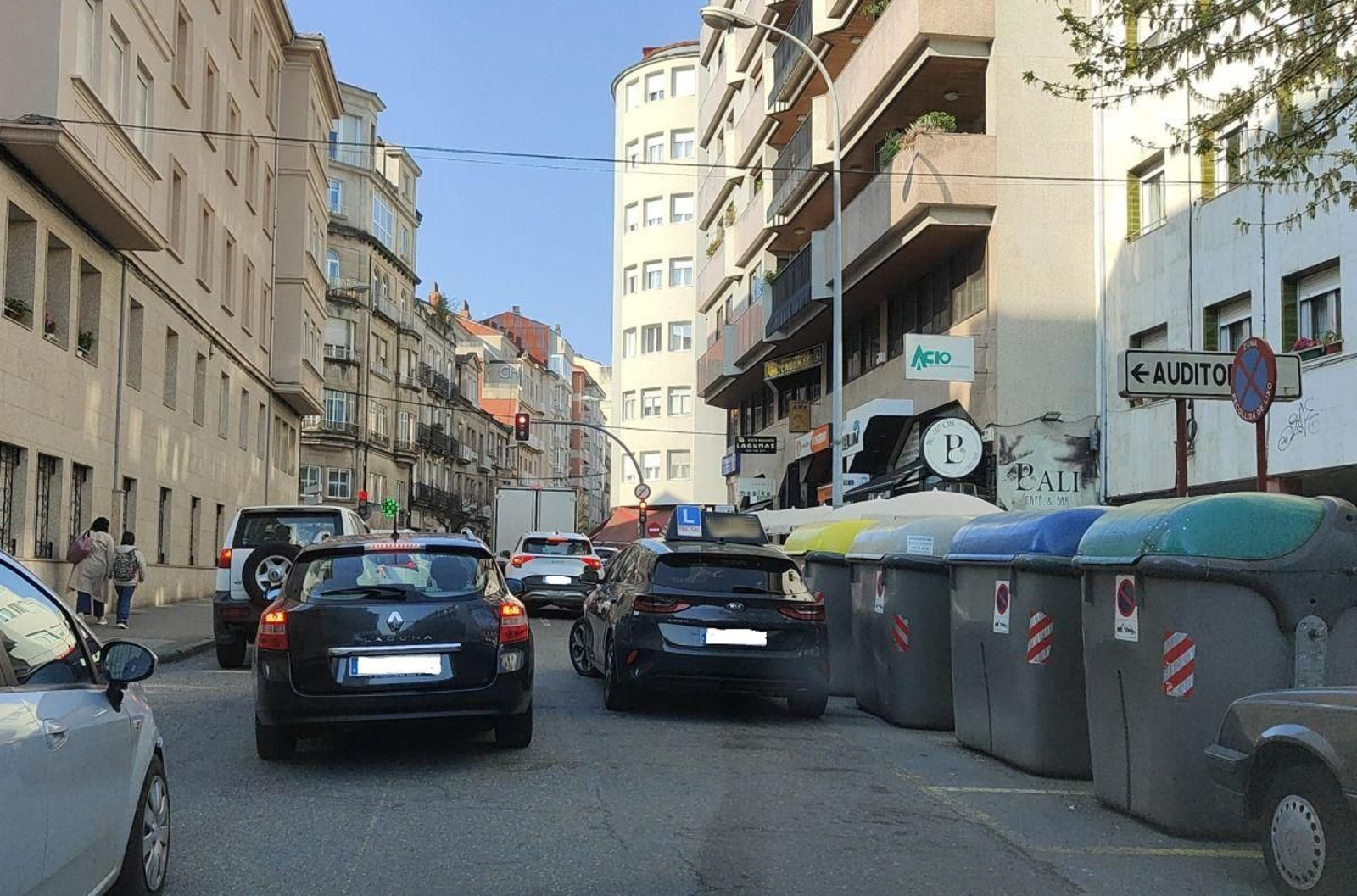 Con este exemplo é dificil aprender a facer o correcto