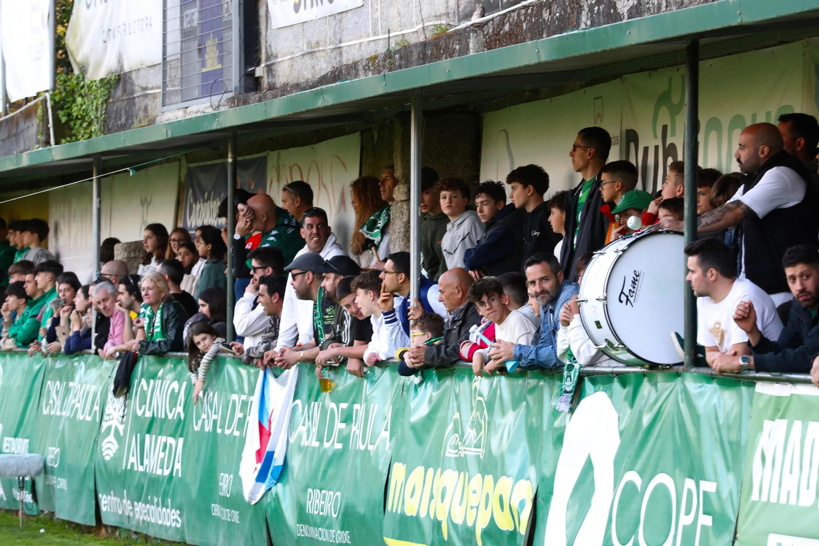 Galería | Empate a uno entre el CD Arenteiro y Ourense CF en el derbi termal