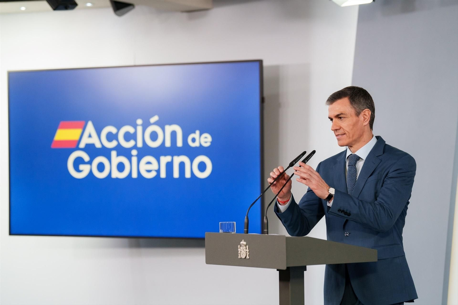 El presidente del gobierno de España, Pedro Sánchez, en rueda de prensa