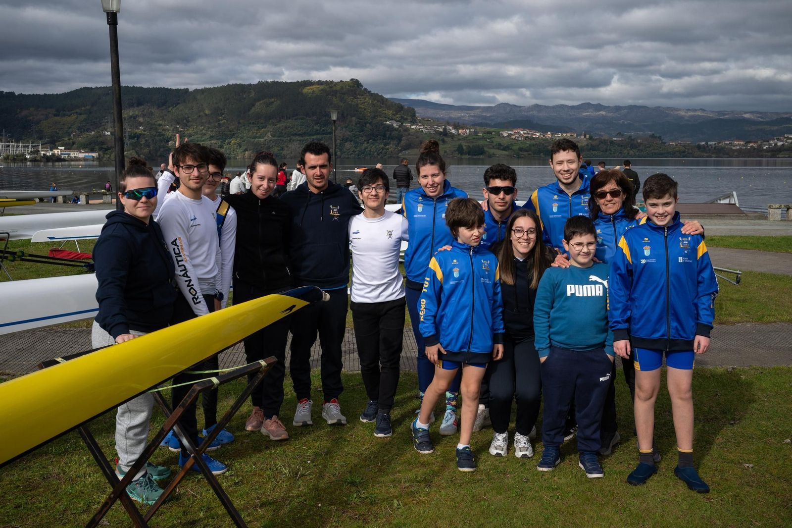 Galería | La Liga Gallega de Remo arranca la temporada en Castrelo de Miño