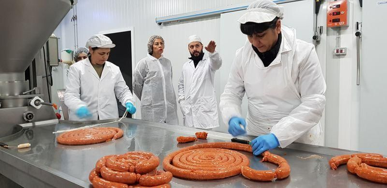 A empresa, visitada onte pola delegada da Xunta, está ubicada en Maceda.