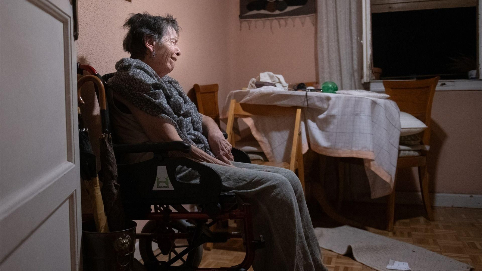 Maricarmen, de 87 años, horas antes de ser desahuciada de su casa de Madrid.