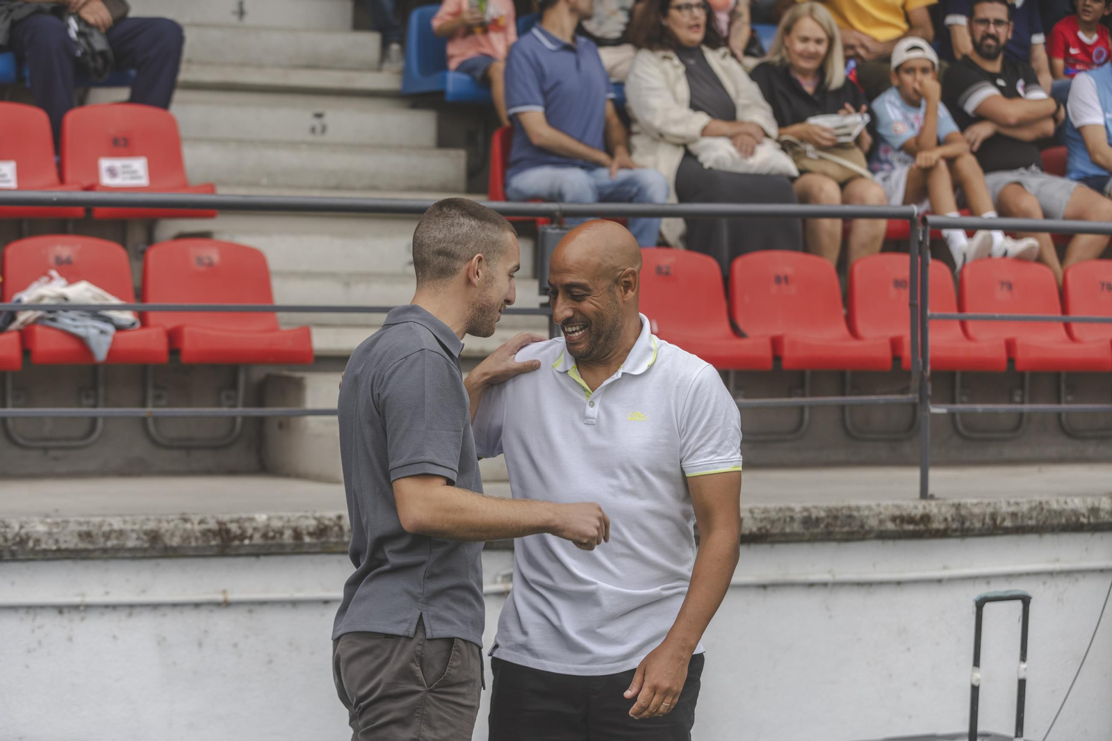 Galería | O Couto disfruta con el estreno de la UD Ourense en Primera Federación, en fotos