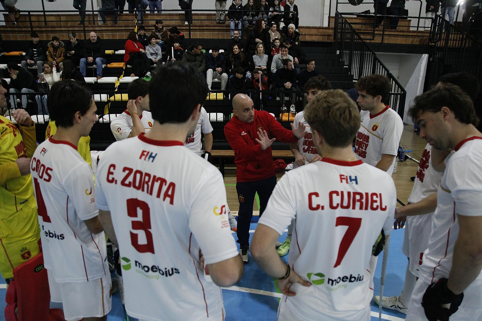 Galería | Ourense disfruta y se divierte con la selección española de hockey sala
