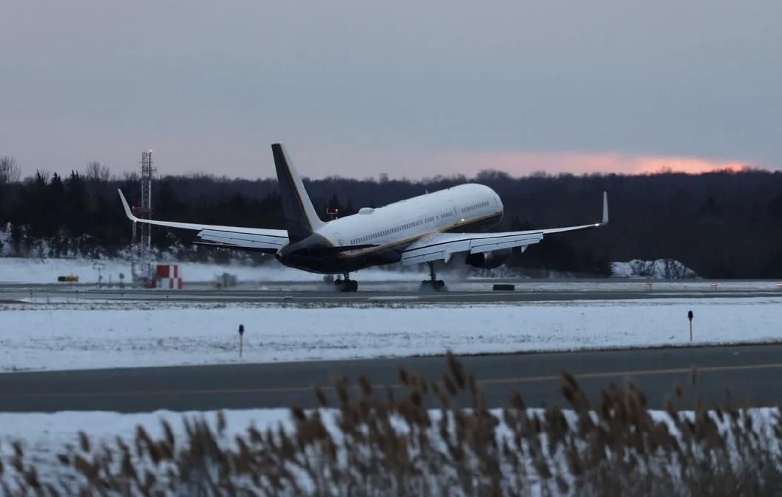 El avión que transportaba a Nicolás Maduro