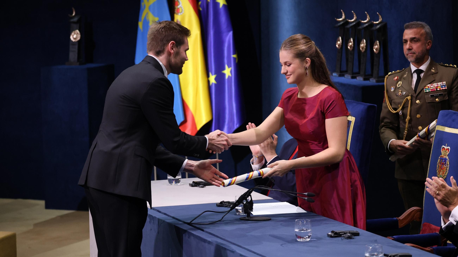 Galería | Oviedo se viste de gala para la entrega de los Premios Princesa de Asturias 2026