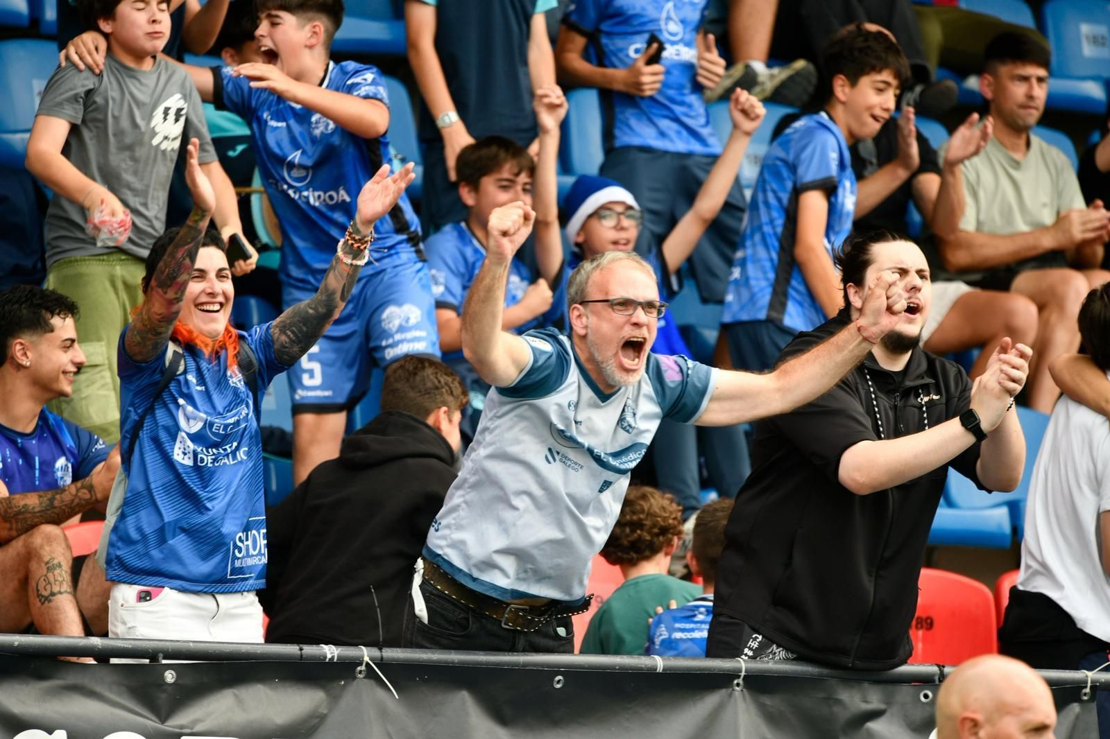 Galería | La tristeza invade O Couto con el descenso del Ourense CF